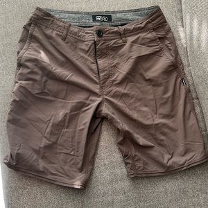 O’Neill Hybrid Shorts, size 31, brown color.